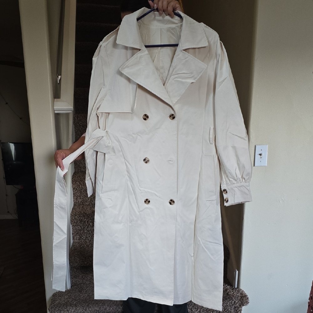 Elegant Beige Double-Breasted Trench Coat